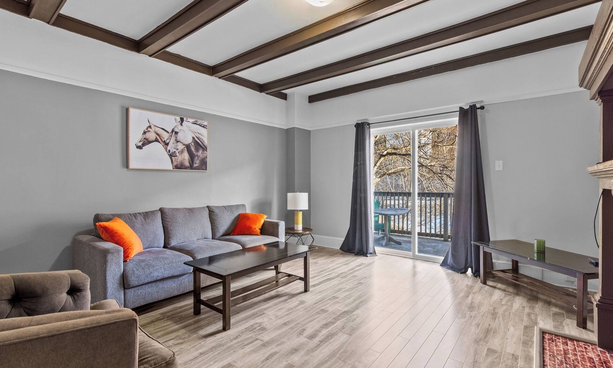 Waterford Valley Apartment | Cozy 1BR TV Wi-Fi Kitchen Nature View
