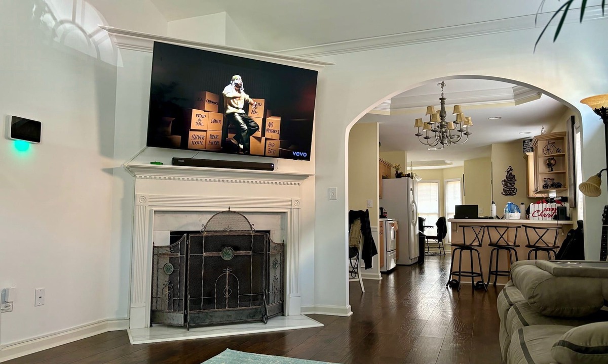 Hoover House | Cozy 2 Bedroom 2 Bathroom townhouse in the heart of Hoover/Pelham area