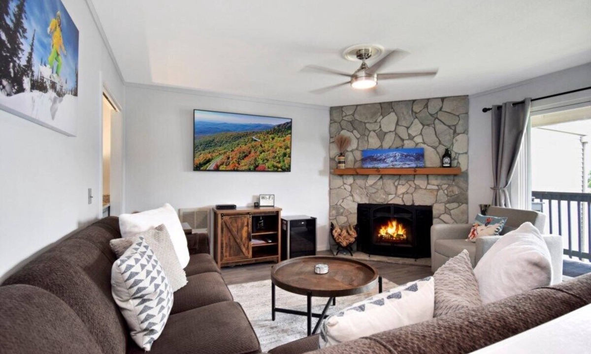 Beech Mountain Condo | Cozy 2-bedroom 2 bath condo in charming Beech Mountain.