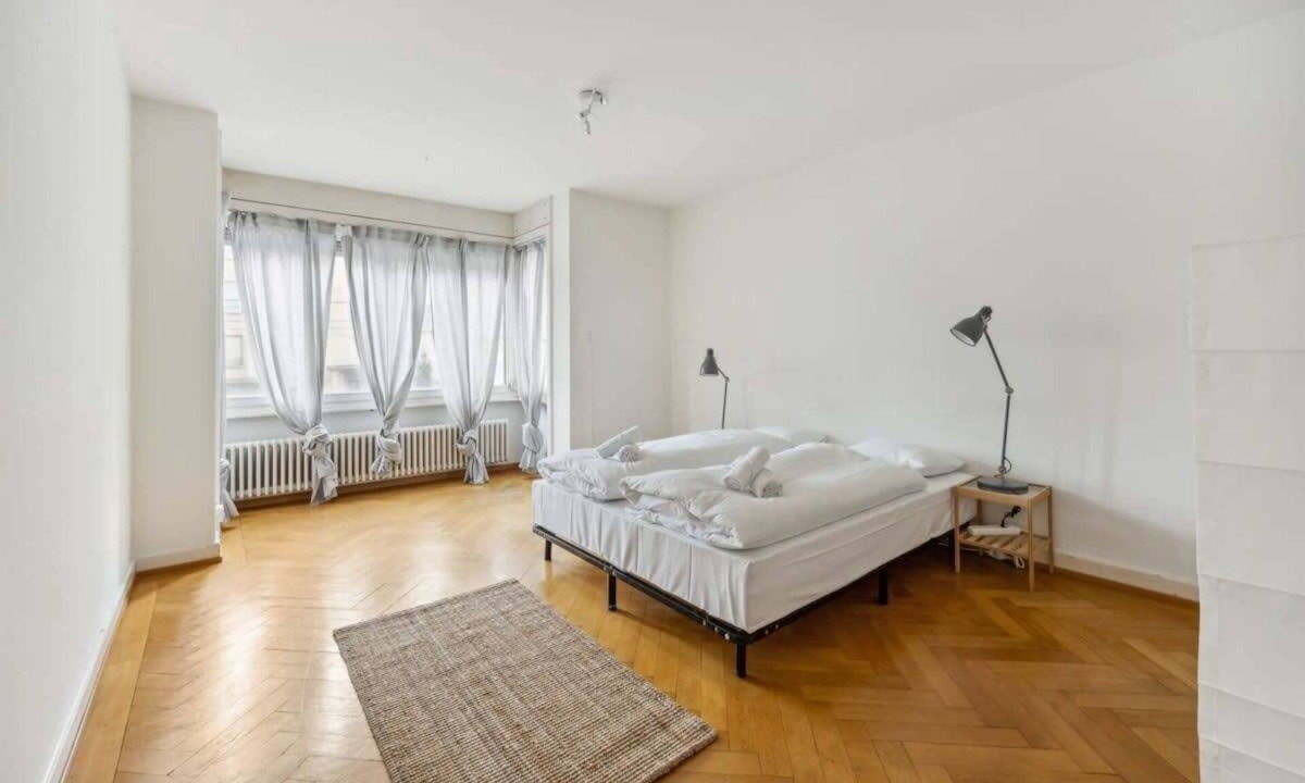 Sihlfeld Apartment | Cozy 2-Bedroom Apartment in Zürich with Kitchen