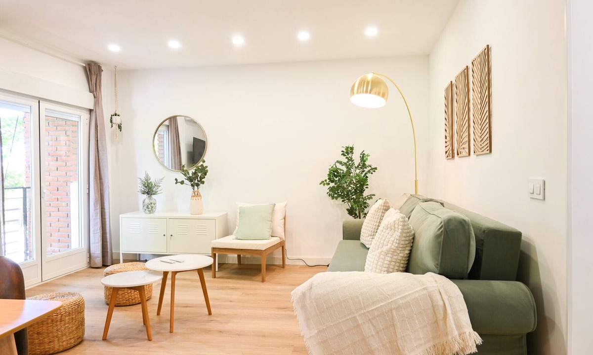 Hortaleza Apartment | Cozy 2 bedroom apartment in Hortaleza LOR12