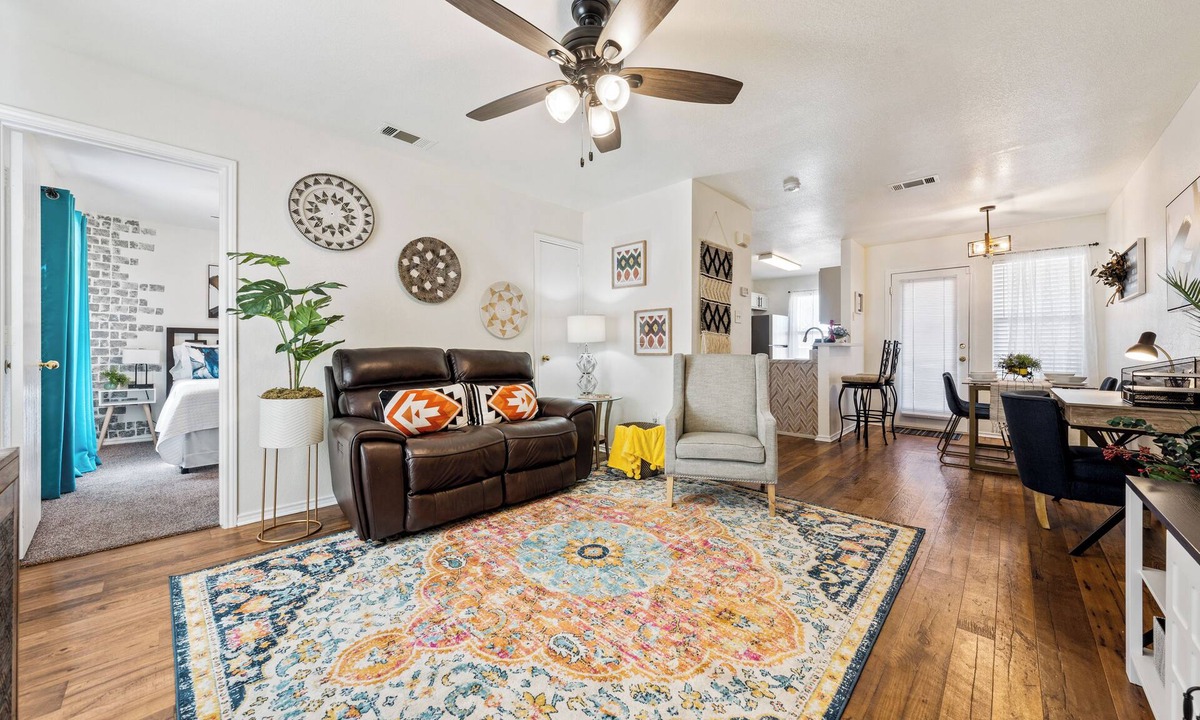 Killeen Apartment | Cozy 2-bedroom apartment in charming Killeen with WiFi, AC