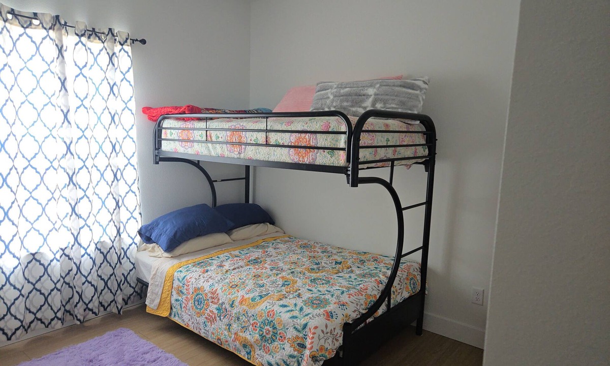 Elkins Apartment | Cozy 2-bedroom apartment in welcoming Elkins with AC