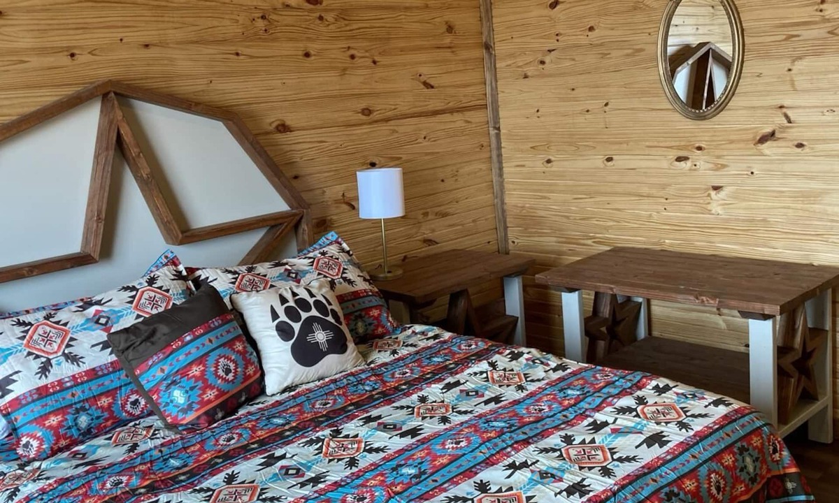 Texline Cabin | Cozy 2-bedroom cabin in Texas Panhandle