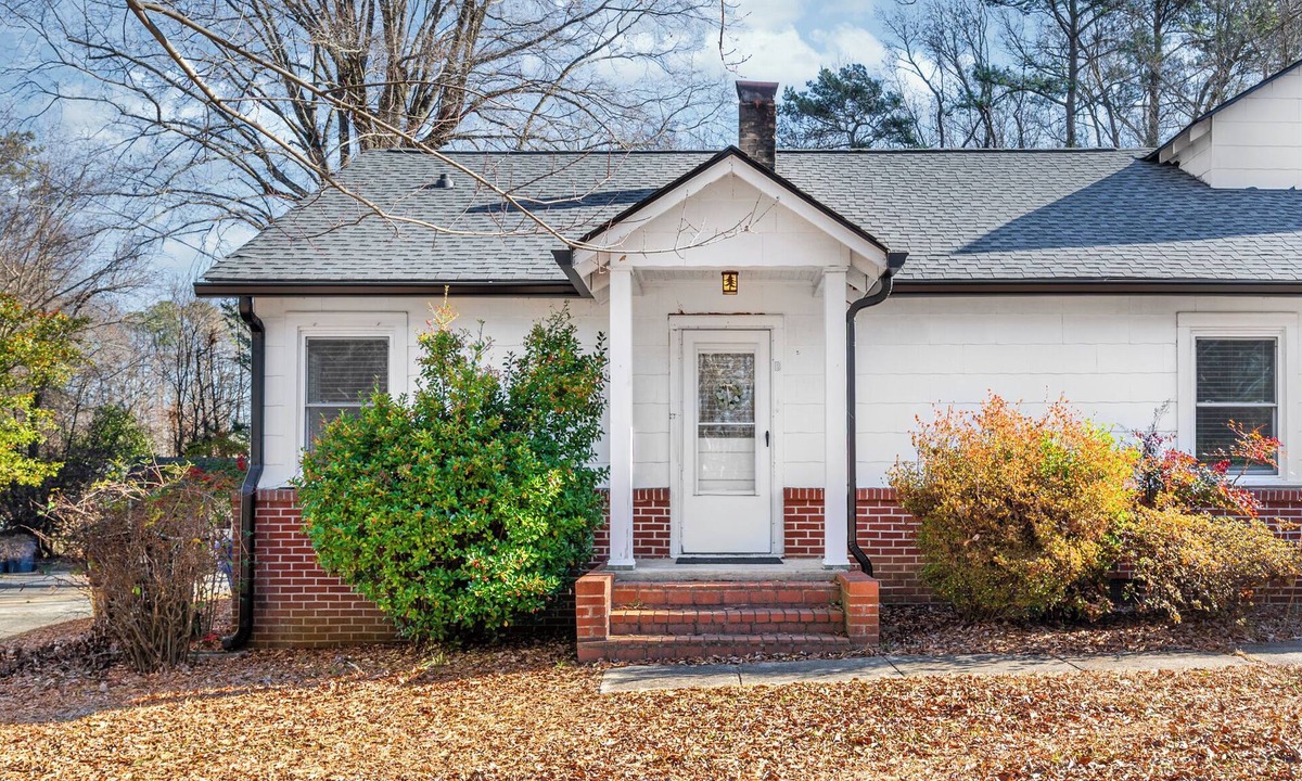 Croasdaile Farm Master House | Cozy 2-bedroom duplex near Duke