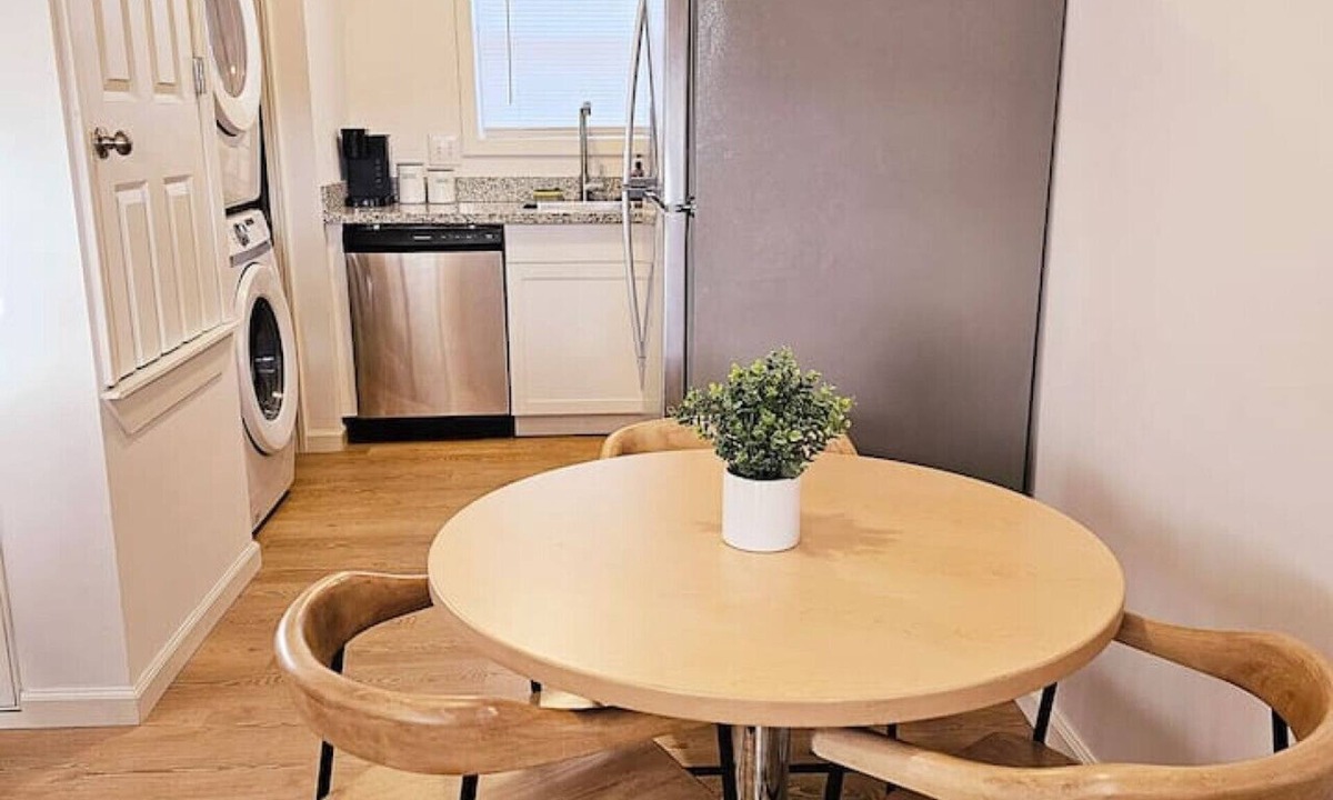Starkville Apartment | Cozy 2-Bedroom Haven: Sleeps 5!
