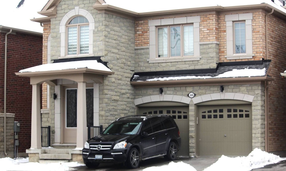 Brampton House | Cozy 2-Bedroom House Rental in Brampton's Mount Pleasant