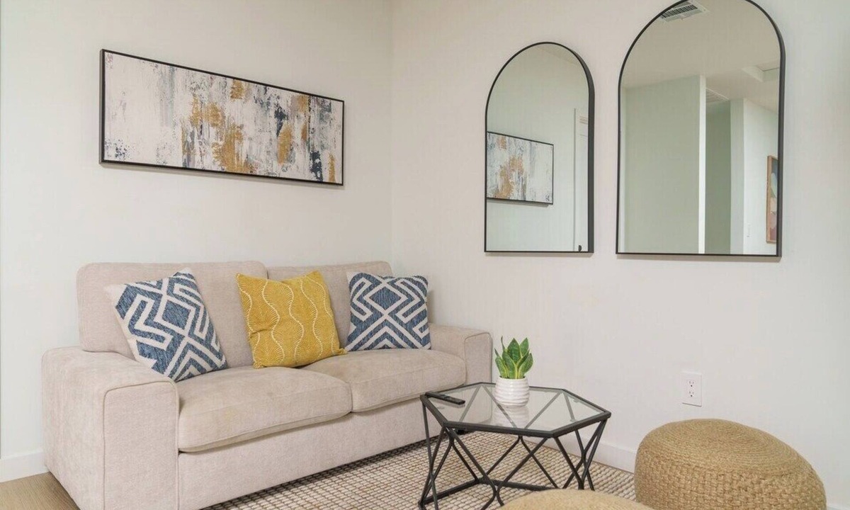 Crescenta Highlands House | Cozy 2-bedroom house in lovely Glendale