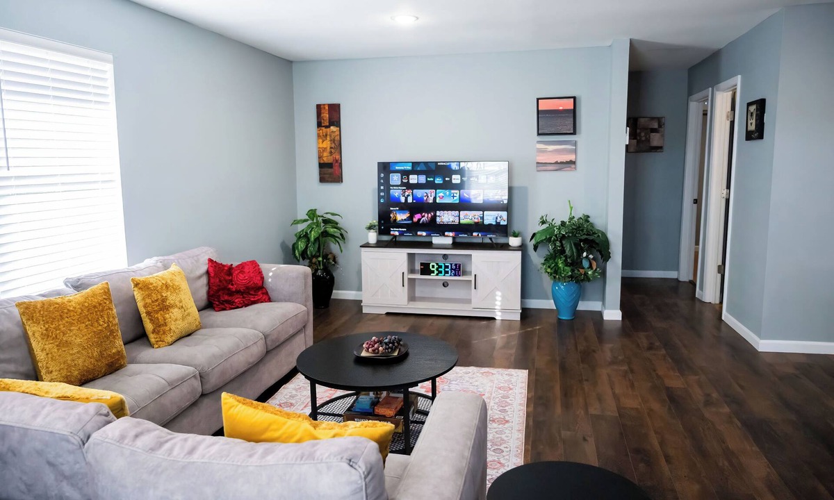 Rolla House | Cozy 2-Bedroom House in Enchanting Rolla with AC Comfort