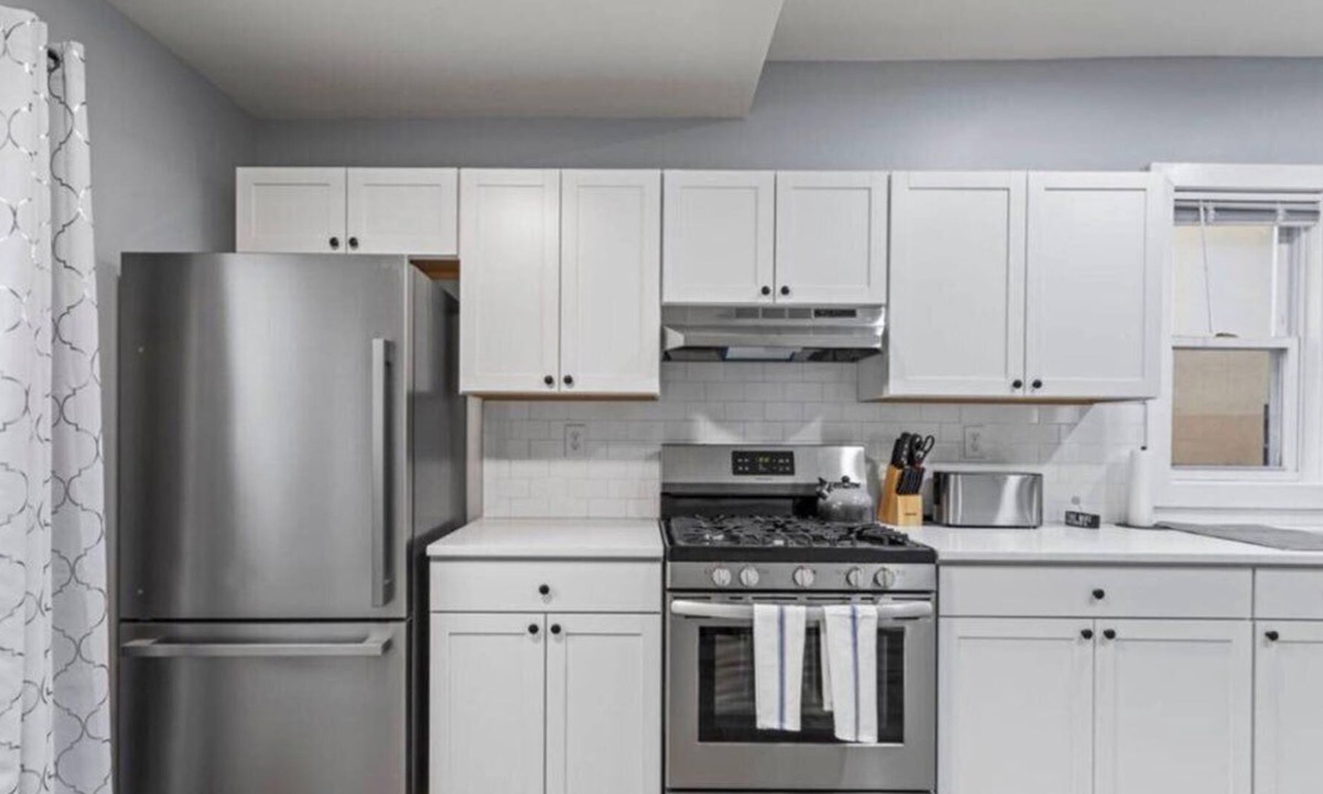 Syracuse Apartment | Cozy 2 bedroom near downtown!