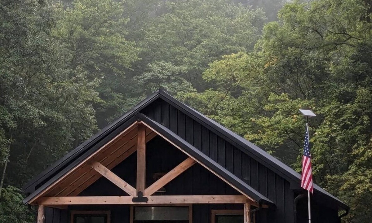 Alto Pass Cabin | Cozy 2-BR cabin with bonus loft bedroom by the Wine Trail in the Shawnee Forest!