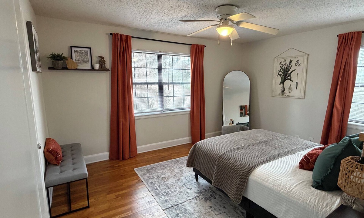 Forest Hills Apartment | Cozy 2 BR Close to Masters & Downtown!