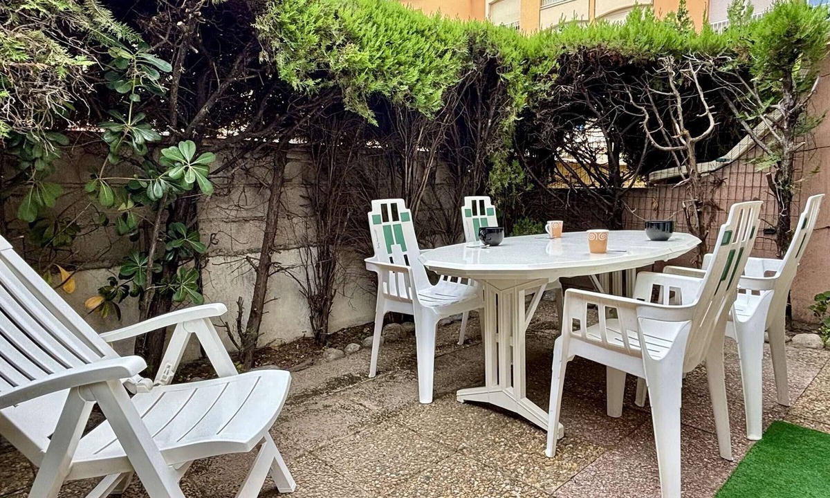 Argeles Plage Apartment | Cozy 2-Room Apartment Near Beach with Terrace, Pool & Parking