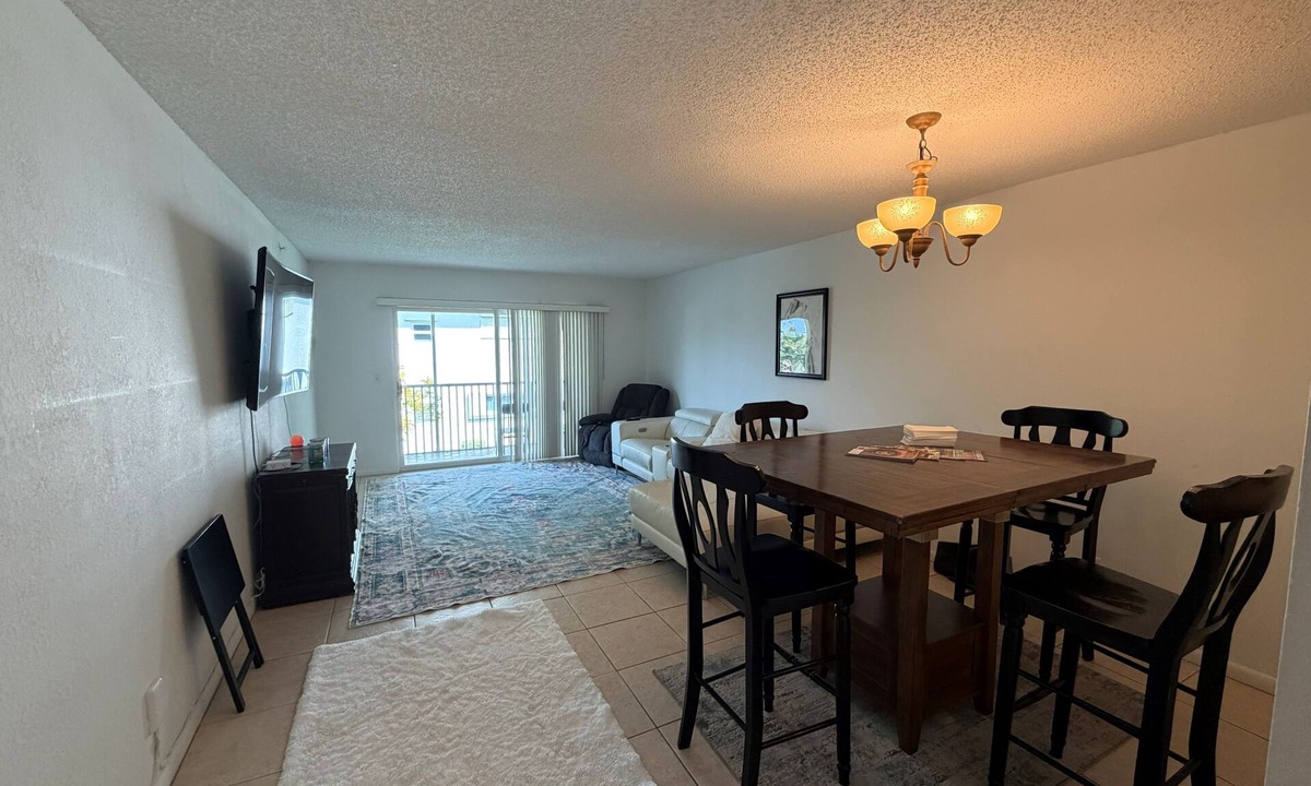 Central Corals Condo | Cozy 2BD & 2BR Coastal Condo