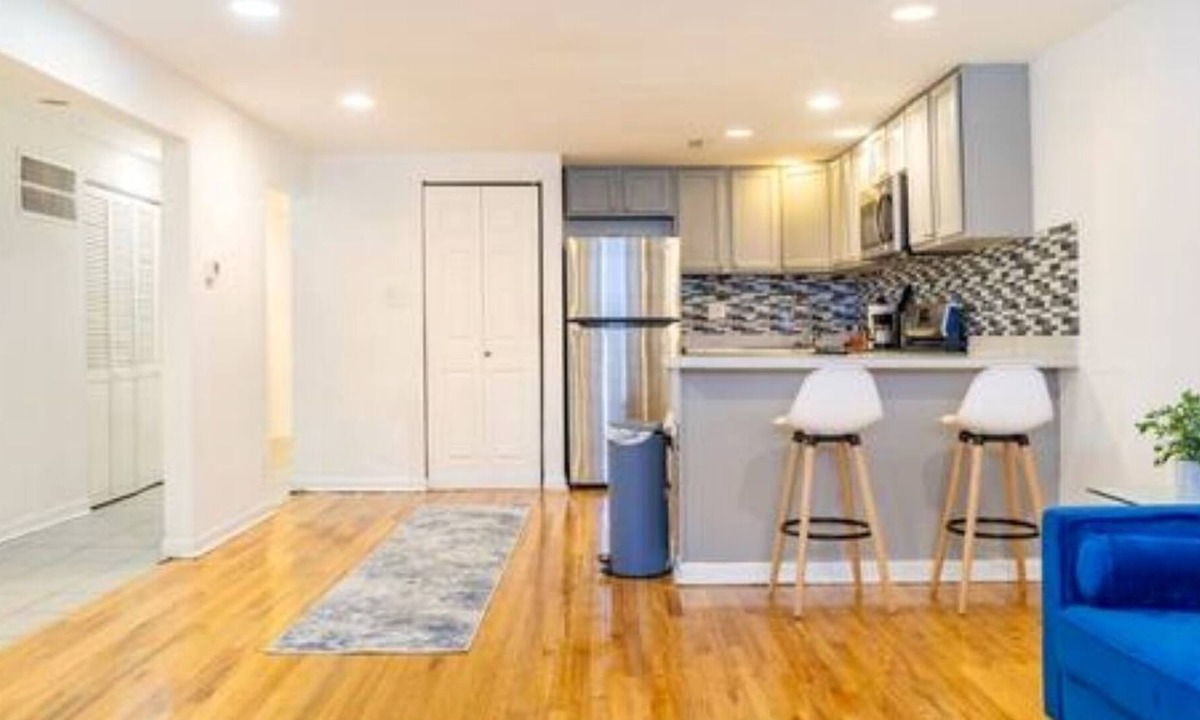 Bronzeville Apartment | Cozy 2BR/2BA Near Downtown-Chi
