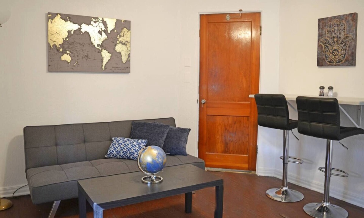 Conway House | Cozy 2BR Getaway Work-Ready & Pets OK