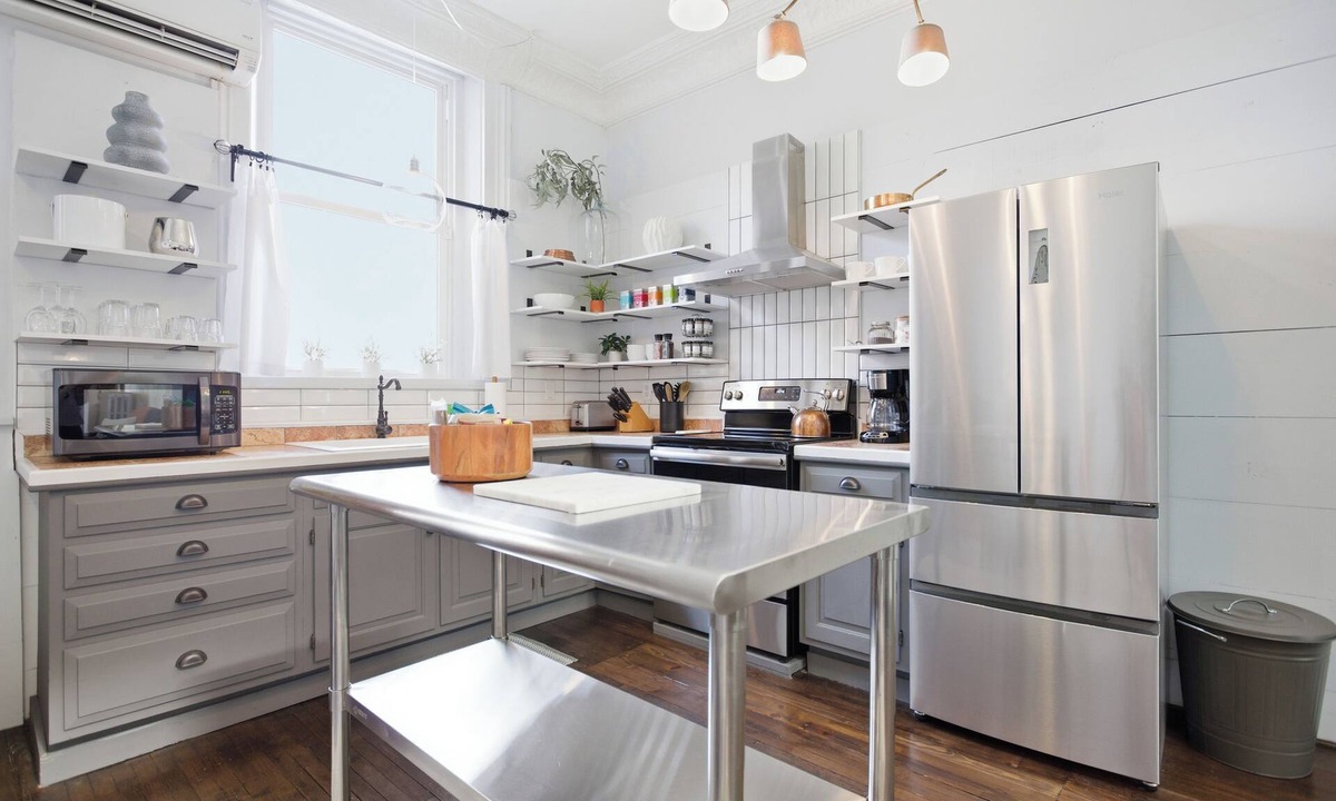 Charleston Apartment | Cozy 2BR Loft in Downtown Charleston, IL