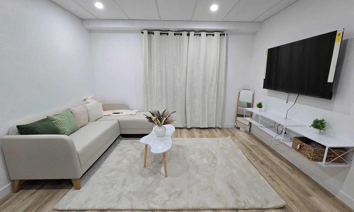 Steinbach Apartment | Cozy 2BR Suite - Private Entrance & Home Comforts