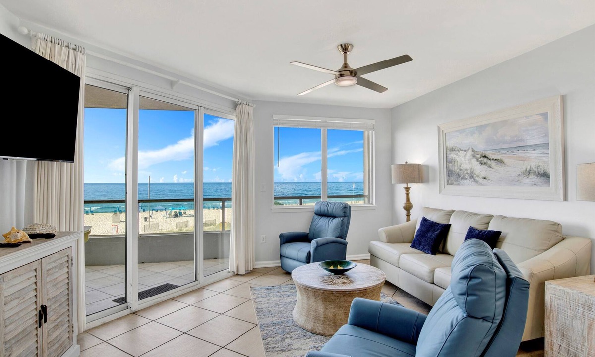 Orange Beach Condo | Cozy 2nd floor Pet Friendly Beachfront Oasis