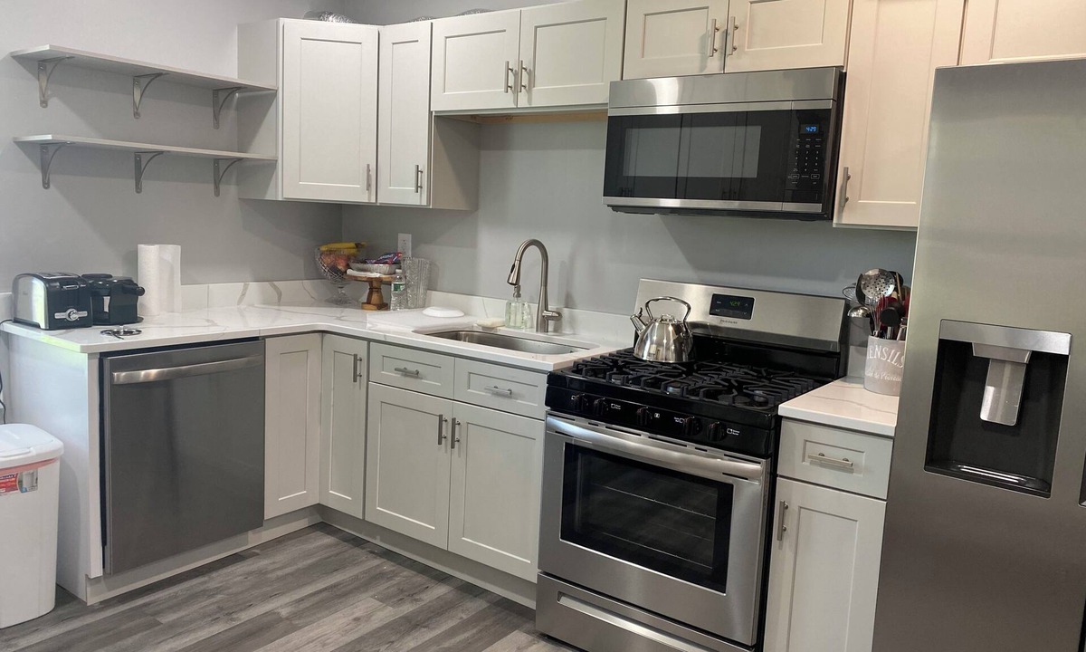 Village of New York Mills Apartment | Cozy 3-bedroom apartment with AC in New York Mills