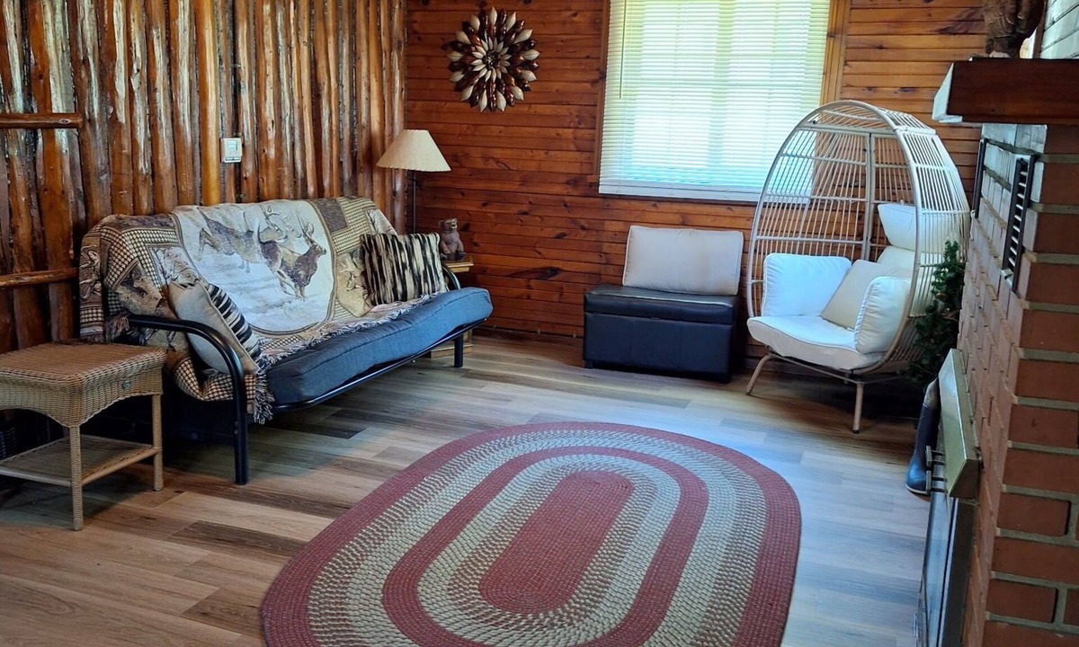 Milton Cabin | Cozy 3-bedroom cabin in charming Milton with AC
