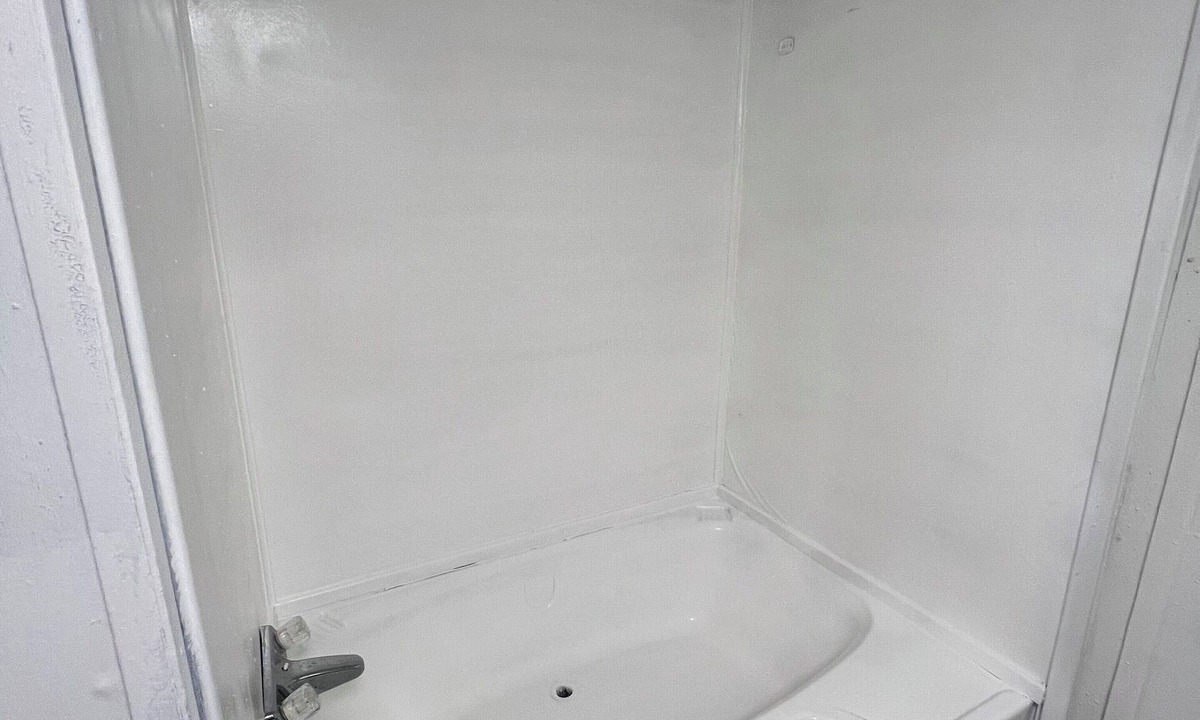 Voth House | Cozy 3-bedroom mobile home in charming Vidor with AC