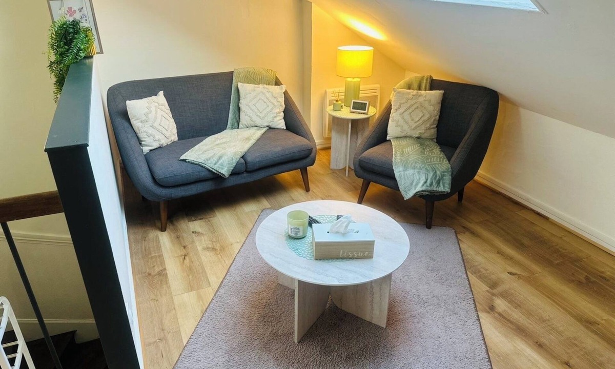 Chalons-en-Champagne Apartment | Cozy 45m2 apartment, 5-min walk to city center, Grand Jard