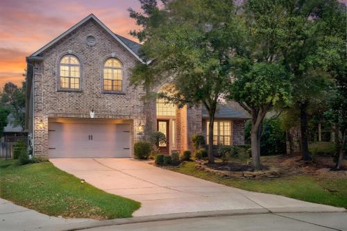 Sterling Ridge House | Cozy 4bdrm 3bath Home in The Woodlands