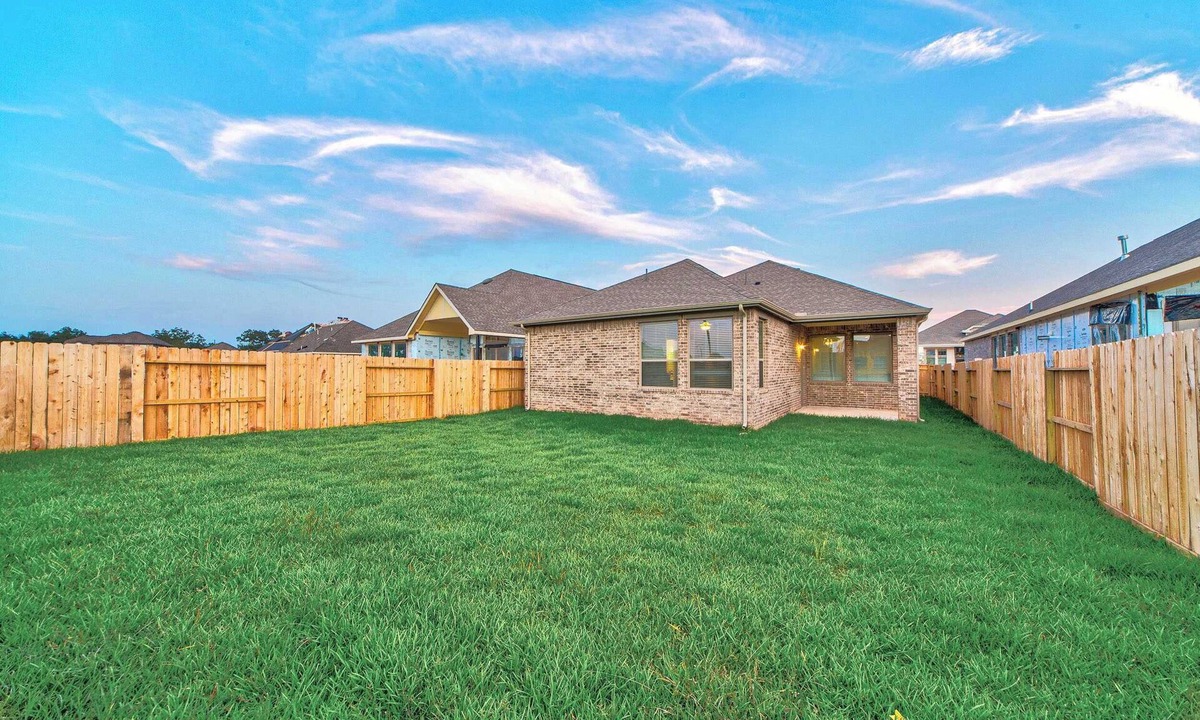 Sienna Plantation House | Cozy 4BR Home in Fox Trail｜Pet-Friendly｜Green Backyard｜Lease Flexibility#41189
