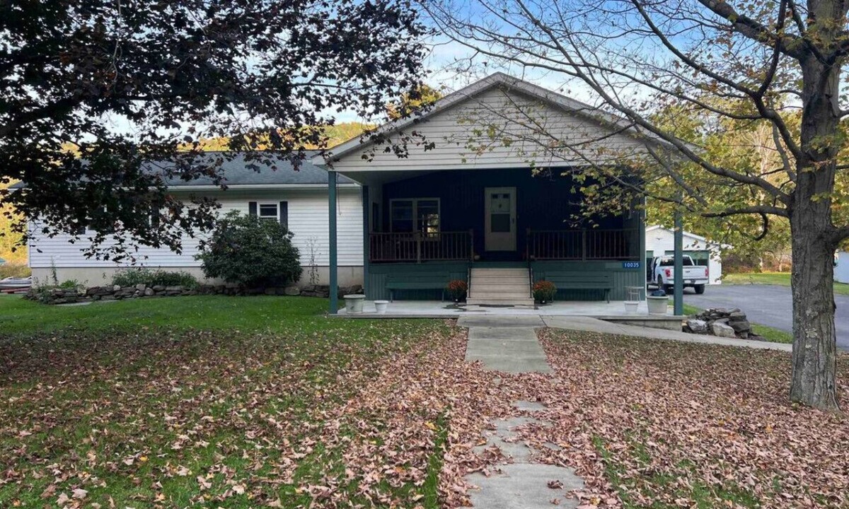 Wellsboro House | Cozy 4BR Home w/Mountain Views + Firepit