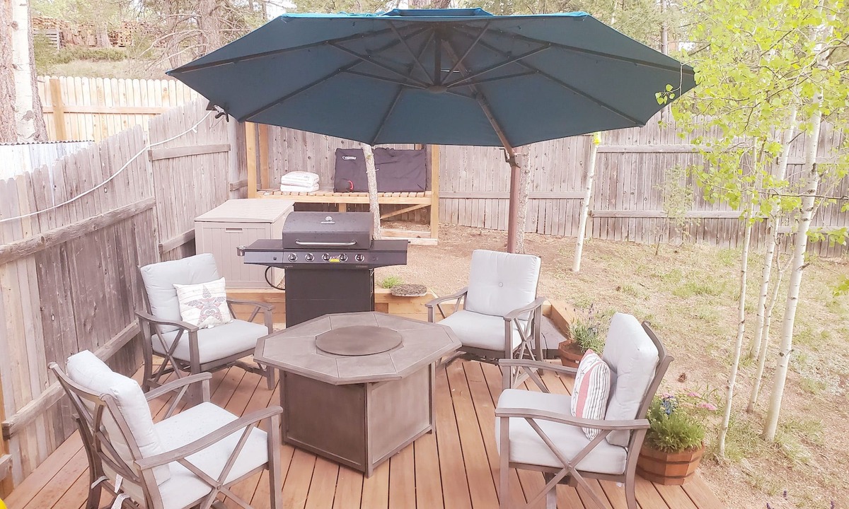 Florissant House | Cozy A frame home