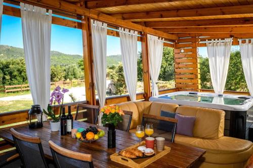 Tisno House | Cozy and Chic Little House with pool Ivinj - 4