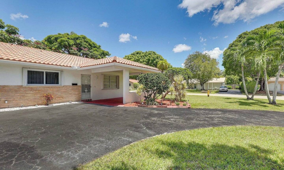 Coral Springs House | Cozy and Comfortable Home