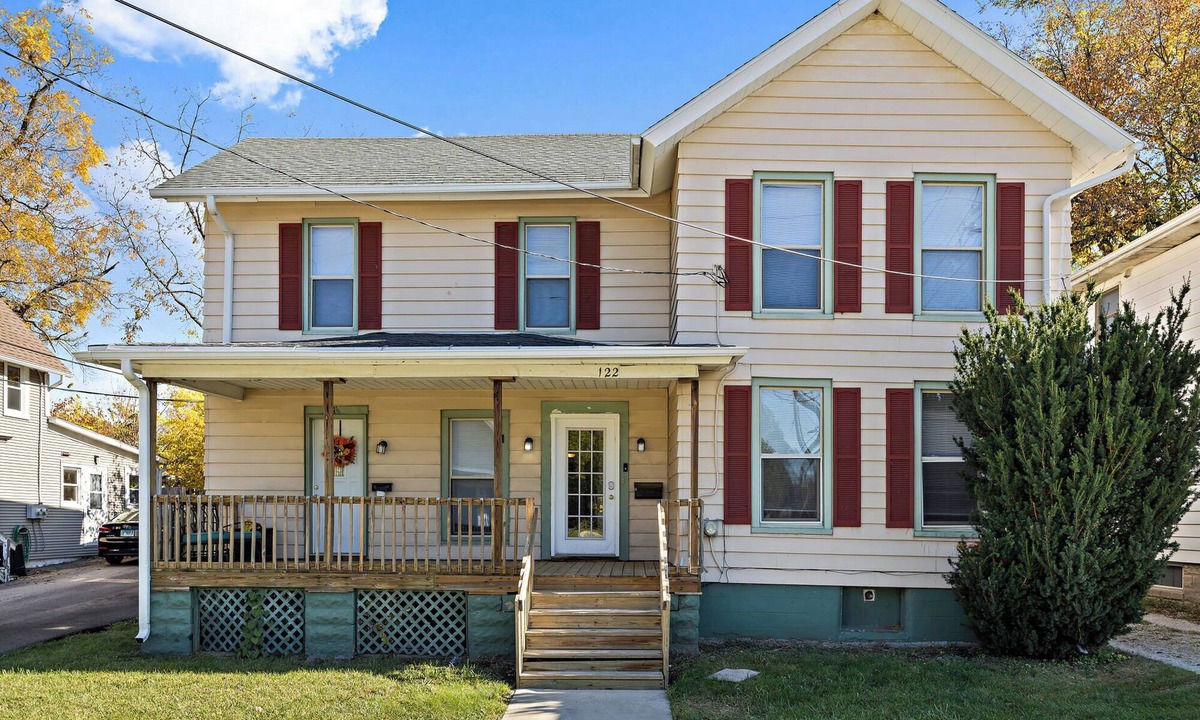 DeKalb House | Cozy and Convenient Family Getaway