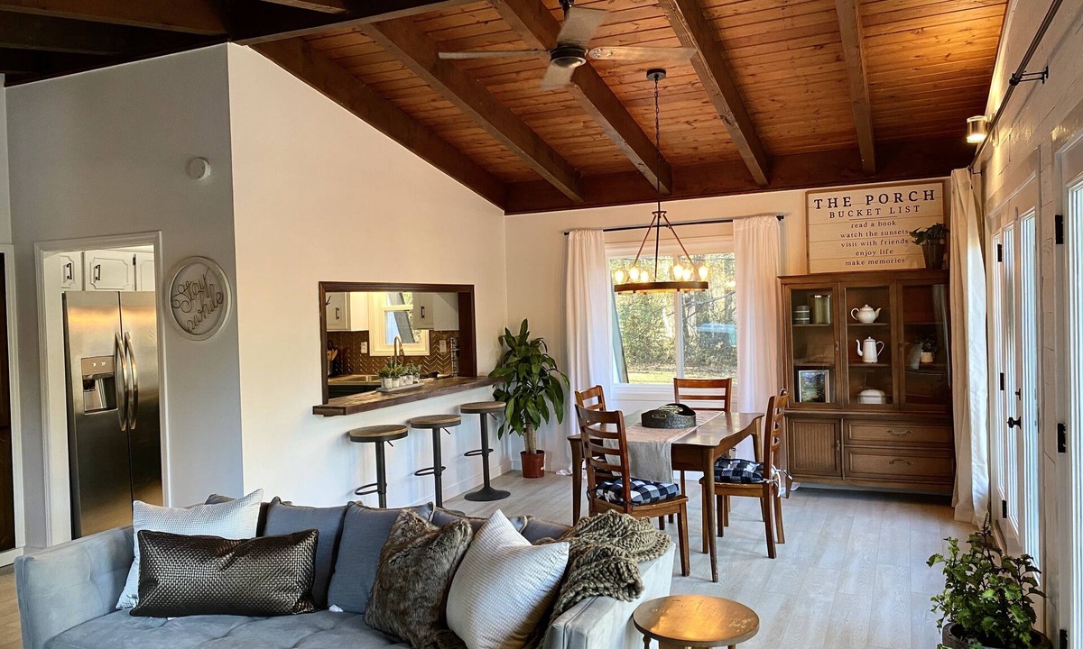 Waverly Hall Cabin | Cozy and Relaxing get away!