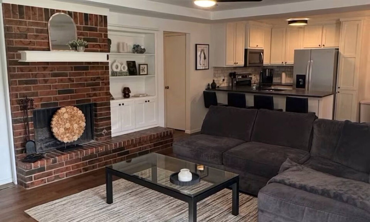 South Oklahoma City House | Cozy and remodeled home!