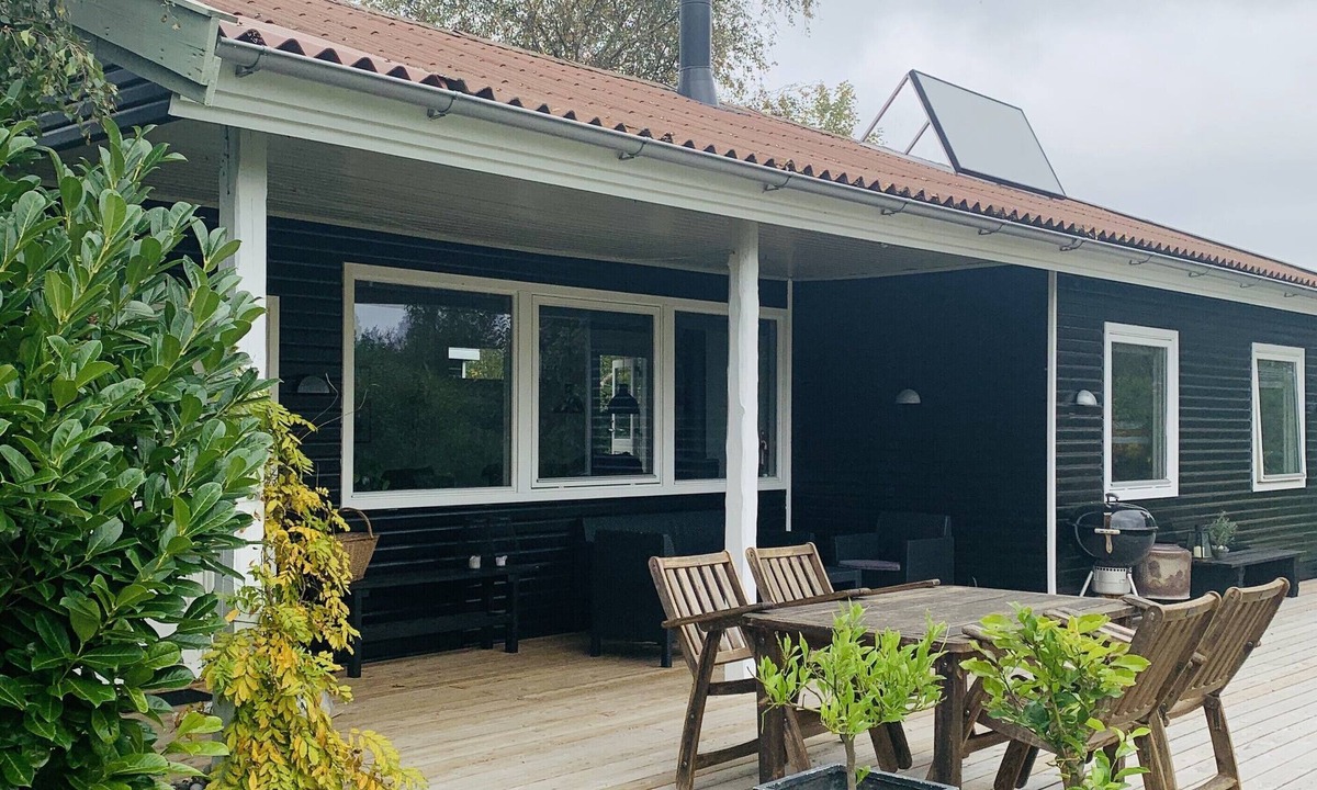 Yderby House | Cozy and very peaceful Cottage only 3 min. to the beach!