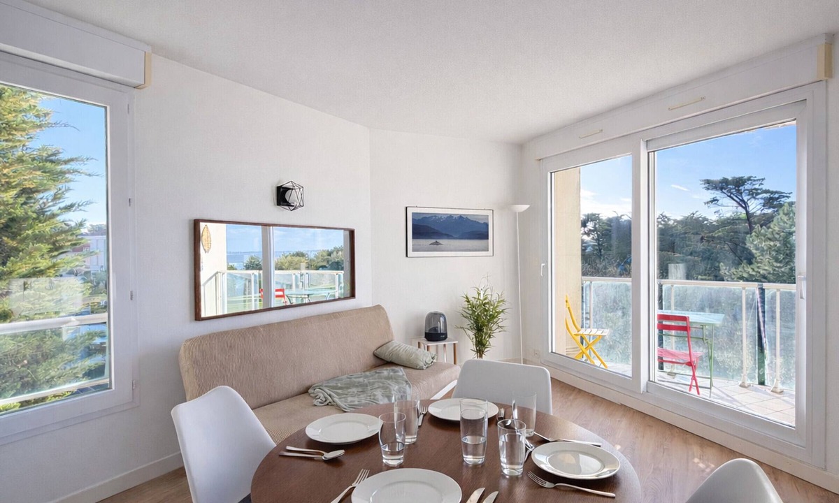 Saint-Brevin-l'Ocean Apartment | Cozy apartment, pets welcome - 2 guests