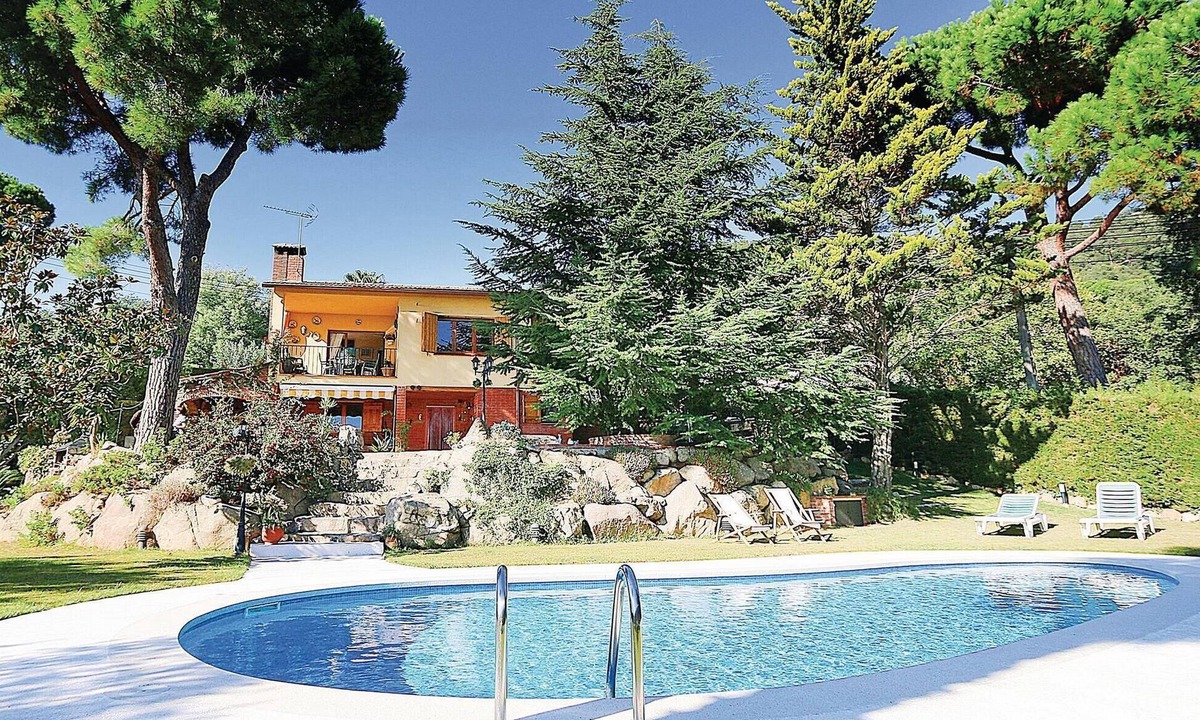 Santa Cristina de Aro Apartment | Cozy apartment in Santa Cristina d'Aro