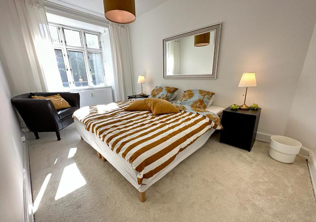 Norrebro Apartment | Cozy Apartament very Central Copenhagen 2 bedroom 1 livingroom with sofabed