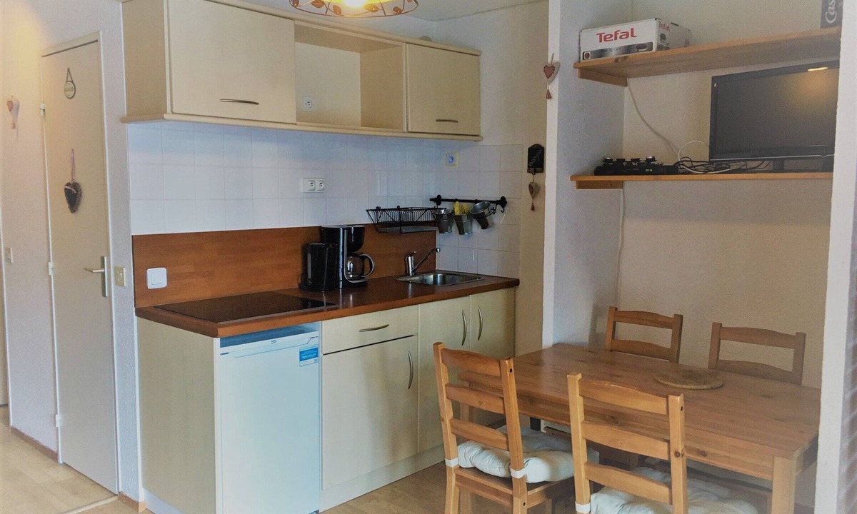 Arc-2000 Apartment | Cozy apartment for 4 with balcony