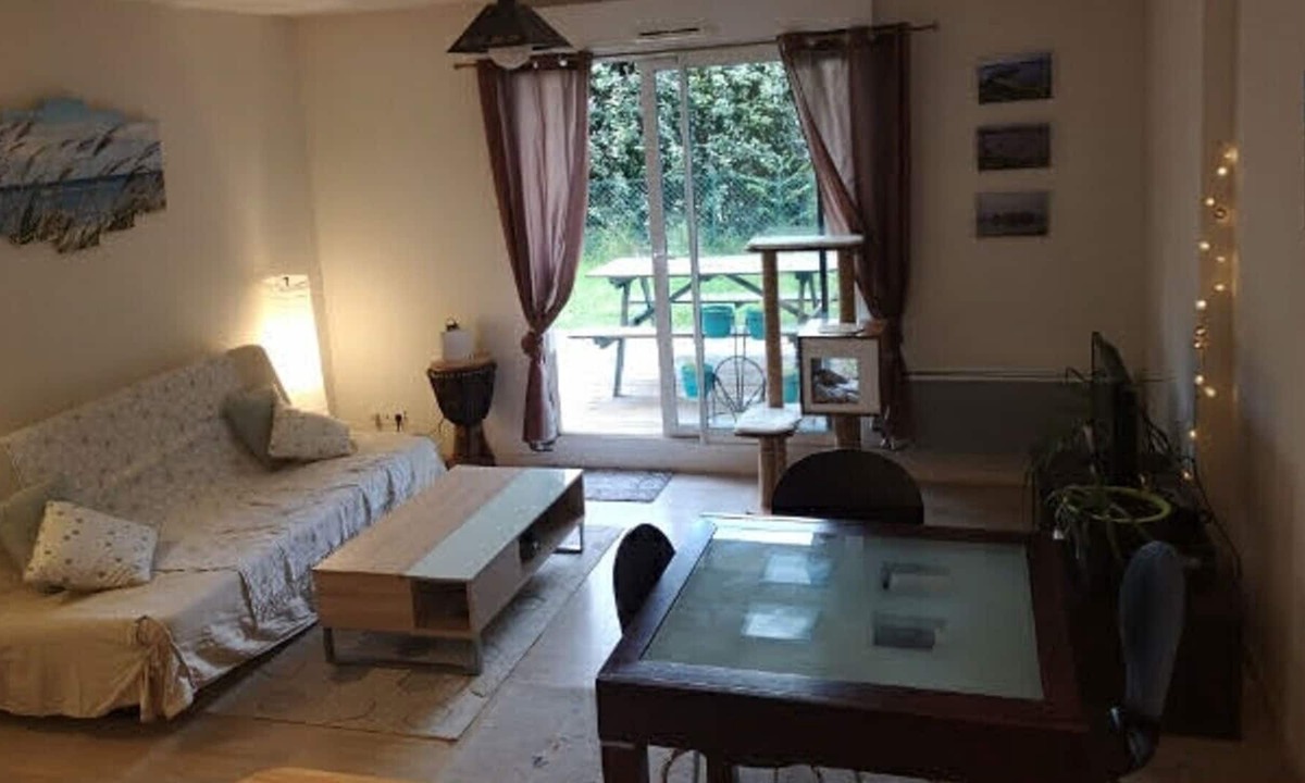 Breal-sous-Montfort Apartment | Cozy apartment with terrace