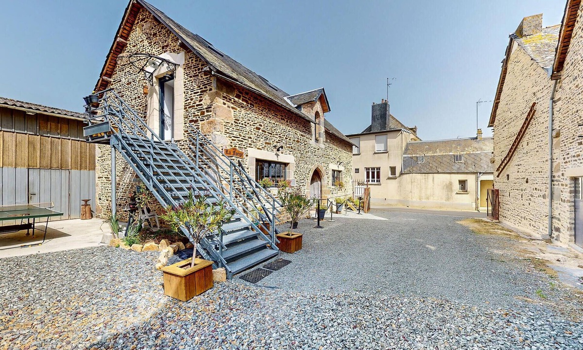 Neuilly-le-Vendin Apartment | Cozy apartment in Neuilly le Vendin with WiFi