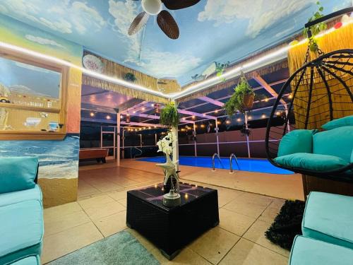 Orchid Lake Village House | Cozy Apartment #1