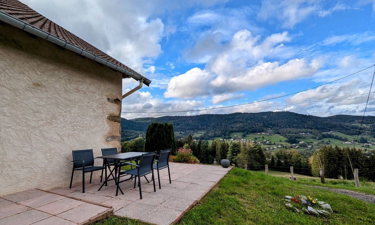 Le Syndicat Apartment | Cozy Apartment, 2-4 people, Vosges, Pets allowed