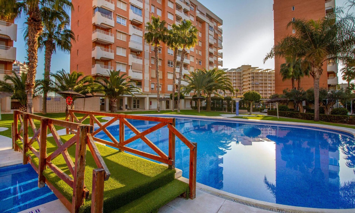 Playa de San Juan Apartment | Cozy apartment in Alicante (Alacant) with sauna