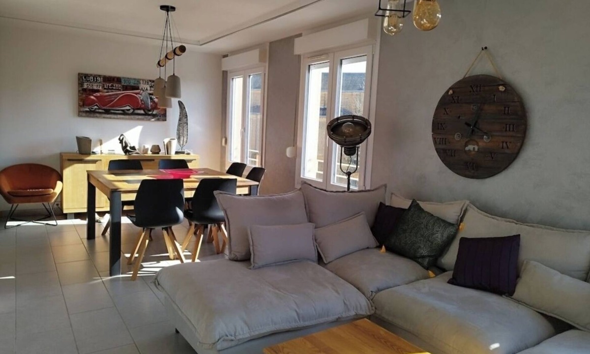 Sedan Apartment | Cozy apartment in charming Sedan with WiFi access