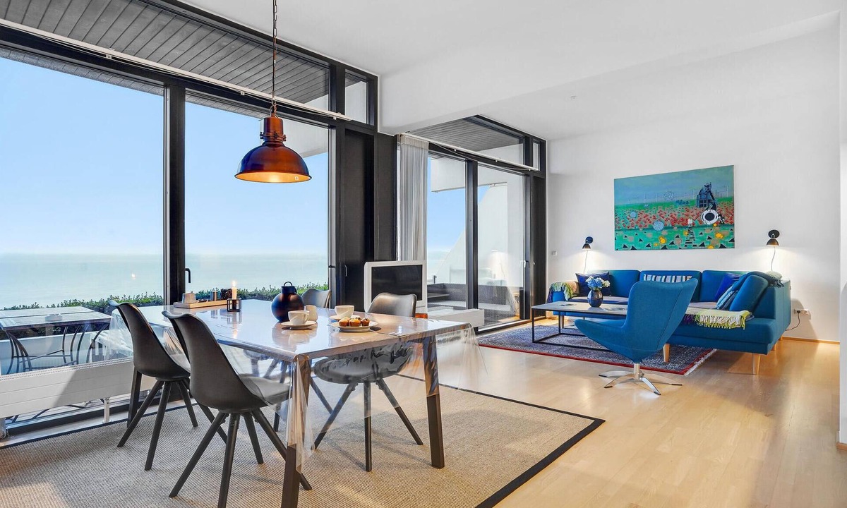 Syddjurs Kommune Apartment | Cozy apartment in Ebeltoft with kitchen