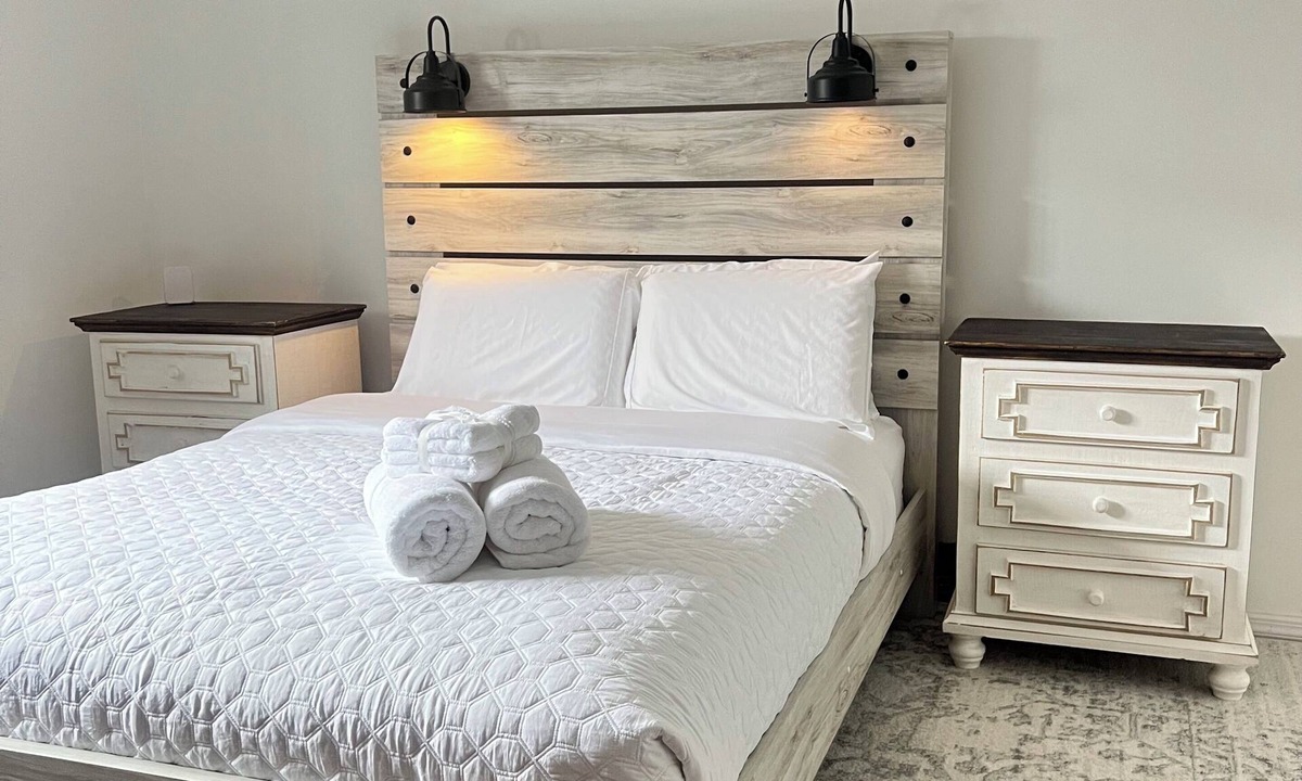 Alden Manor Apartment | Cozy Apartment In Elmont