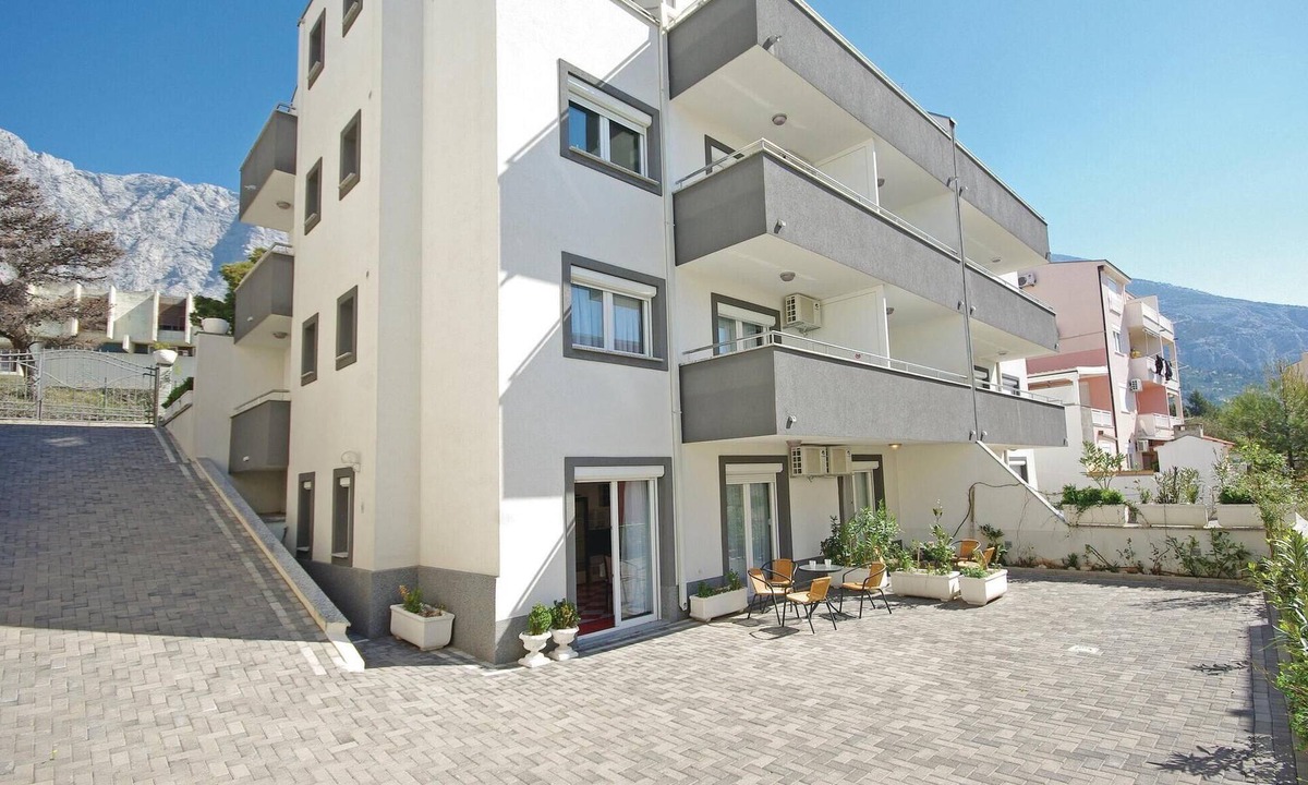 Zelenka Apartment | Cozy apartment in Makarska with WiFi